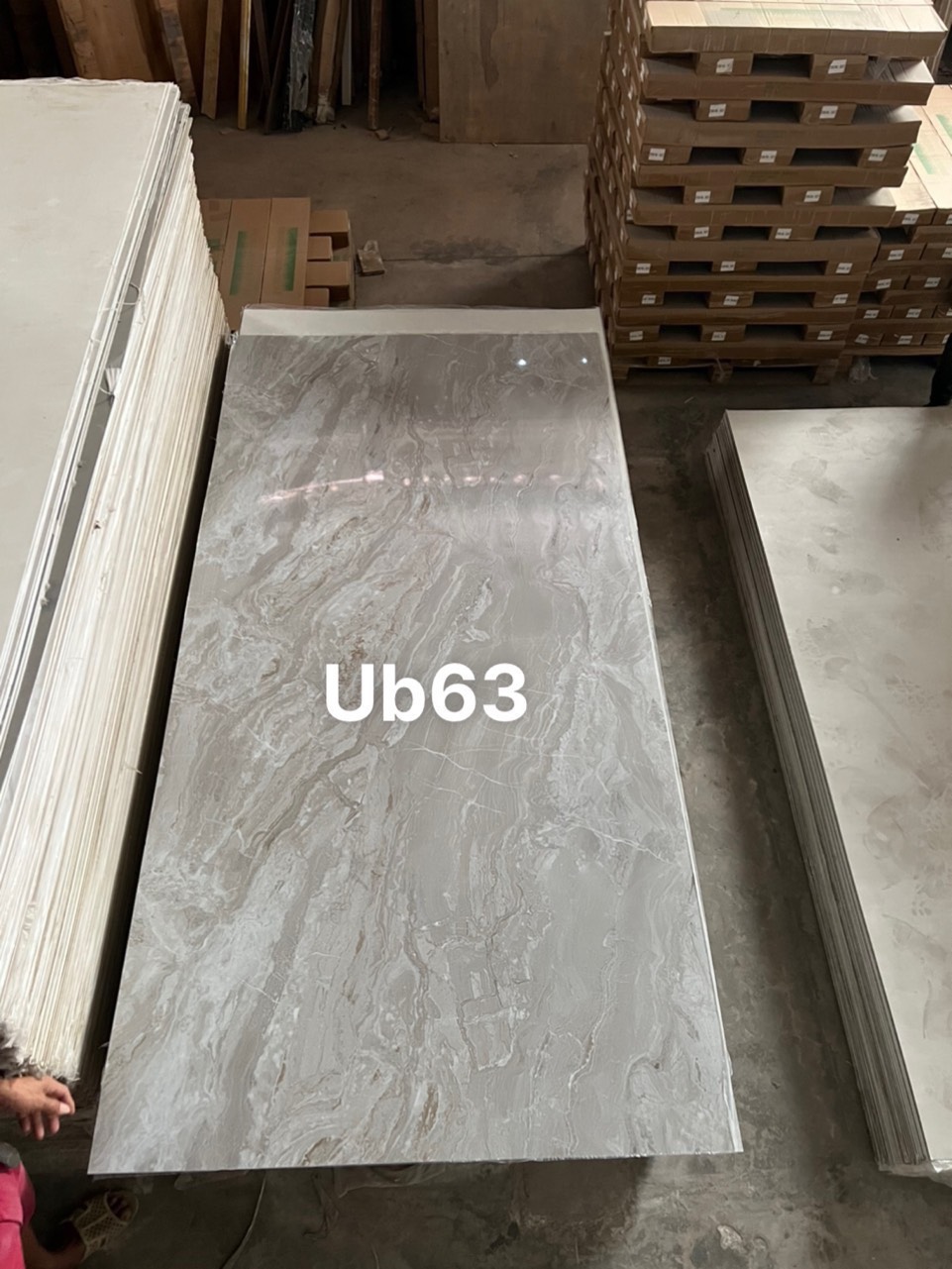 UB63