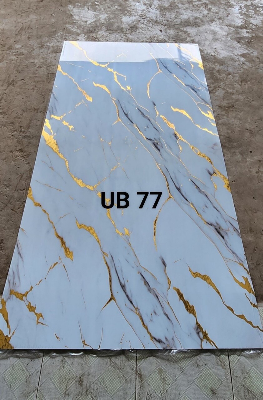 UB77